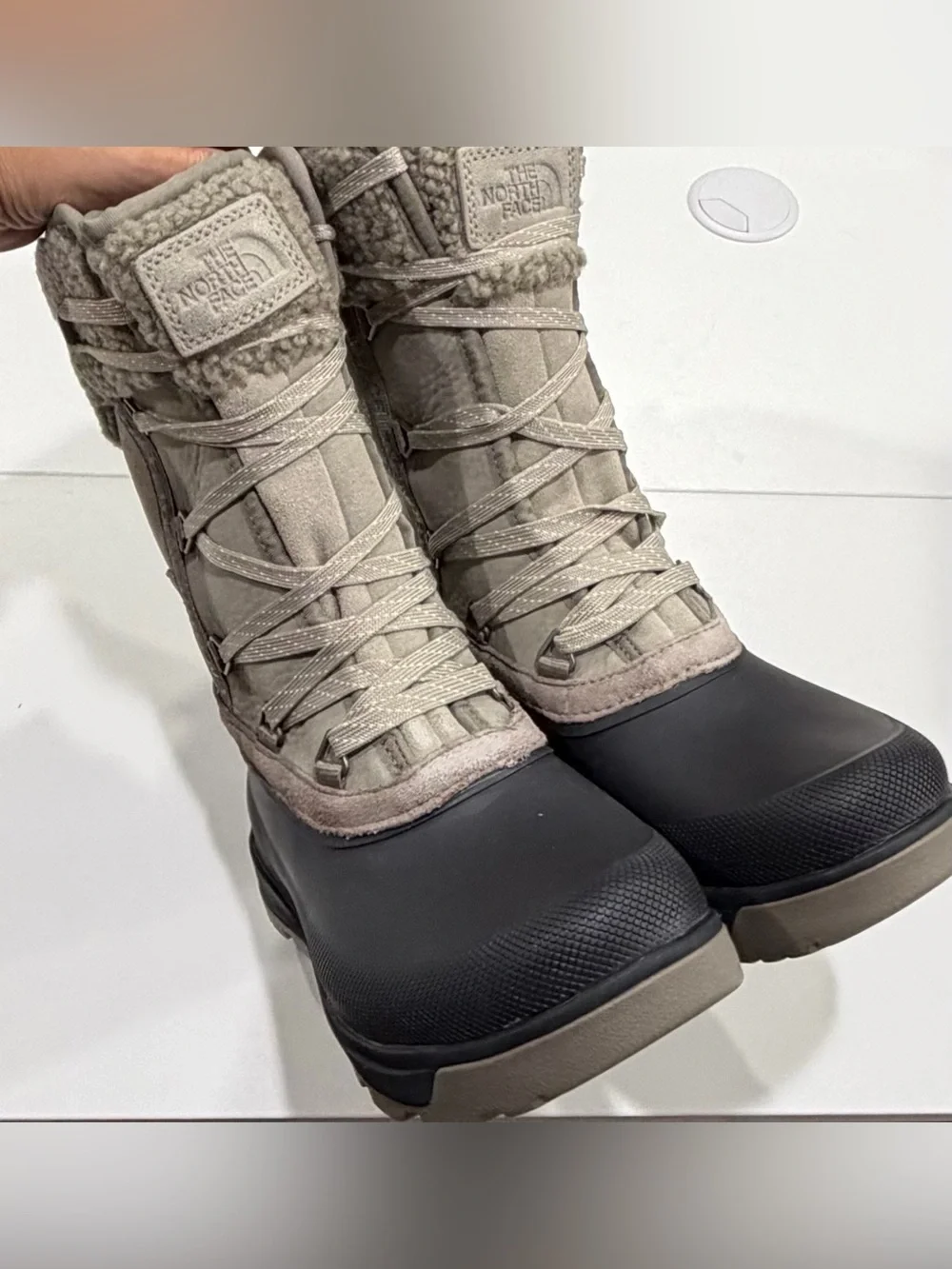 The North Face Women's 7.5 Shellista VI Mid Boots Leather Clay Grey NWT Snow